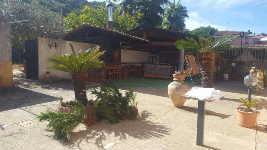 Tropea, 7 Bedrooms Bedrooms, 10 Rooms Rooms,4 BathroomsBathrooms,Villa,Till salu,1105