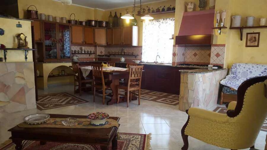 Tropea, 7 Bedrooms Bedrooms, 10 Rooms Rooms,4 BathroomsBathrooms,Villa,Till salu,1105