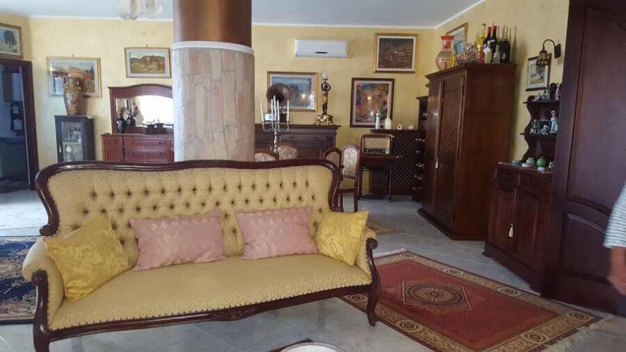 Tropea, 7 Bedrooms Bedrooms, 10 Rooms Rooms,4 BathroomsBathrooms,Villa,Till salu,1105