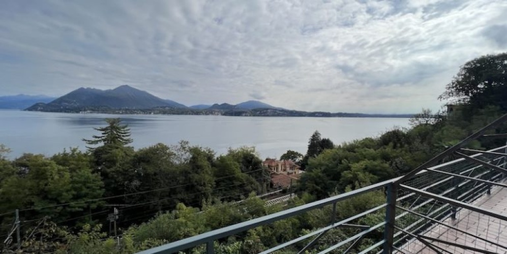 Stresa, 1 Bedroom Bedrooms, 3 Rooms Rooms,1 BathroomBathrooms,Lägenhet,Till salu,1139