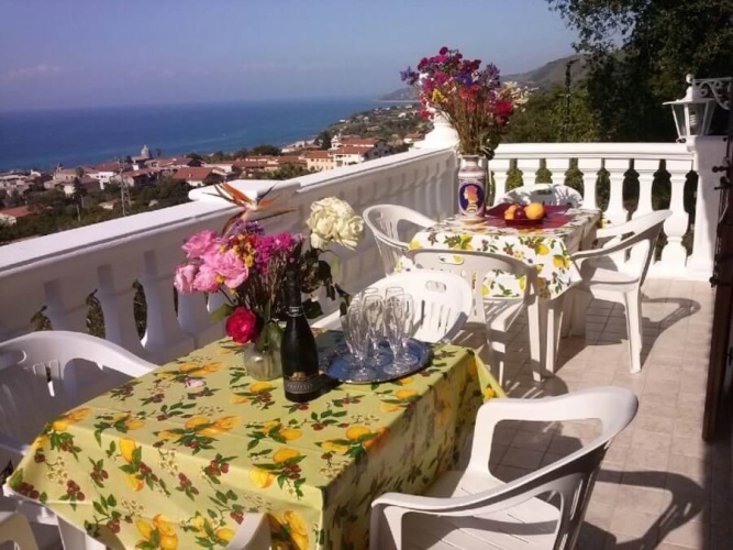 Tropea, 89861, 3 Bedrooms Bedrooms, 4 Rooms Rooms,1 BathroomBathrooms,Villa,Att hyra,1150