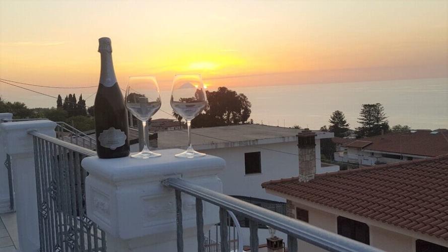 Tropea, 89861, 3 Bedrooms Bedrooms, 4 Rooms Rooms,1 BathroomBathrooms,Villa,Att hyra,1150