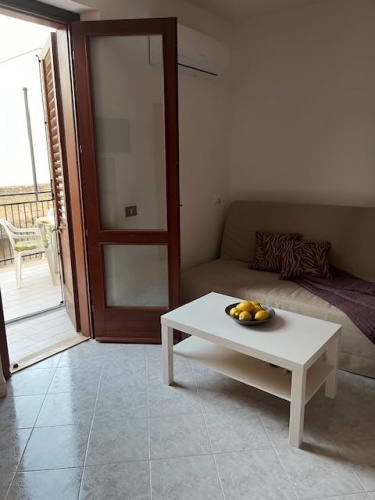 57 Via Costantino, Castellammare del Golfo, 91014, 1 Bedroom Bedrooms, 2 Rooms Rooms,1 BathroomBathrooms,Lägenhet,Att hyra,Via Costantino ,3,1162