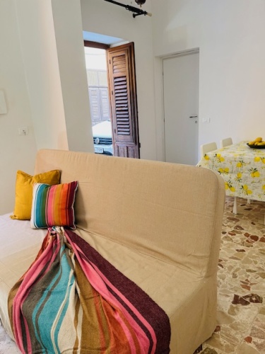 57 Via Costantino, Castellammare del Golfo, 91014, 1 Bedroom Bedrooms, 2 Rooms Rooms,1 BathroomBathrooms,Lägenhet,Att hyra,Via Costantino,1164