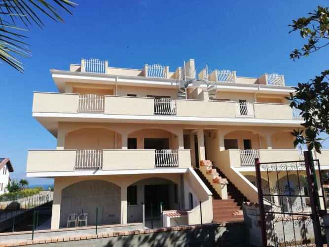 Zambrone, 2 Bedrooms Bedrooms, 2 Rooms Rooms,1 BathroomBathrooms,Lägenhet,Till salu,1022