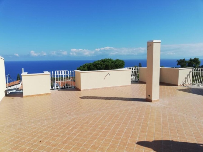 Zambrone, 2 Bedrooms Bedrooms, 2 Rooms Rooms,1 BathroomBathrooms,Lägenhet,Till salu,1022