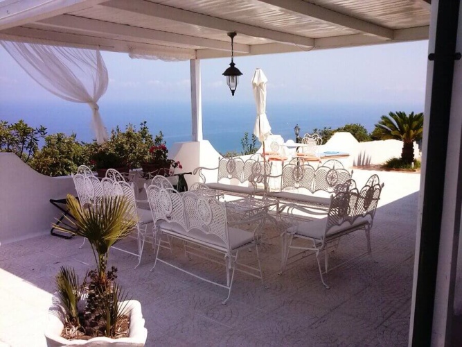 Tropea, 4 Bedrooms Bedrooms, 5 Rooms Rooms,3 BathroomsBathrooms,Villa,Till salu,1024