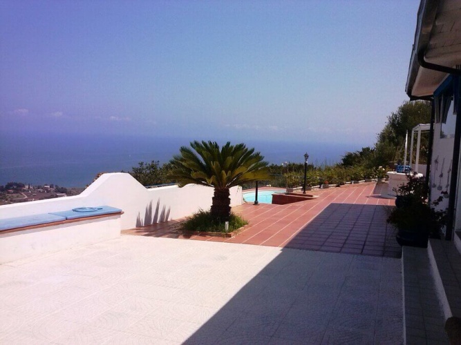 Tropea, 4 Bedrooms Bedrooms, 5 Rooms Rooms,3 BathroomsBathrooms,Villa,Till salu,1024