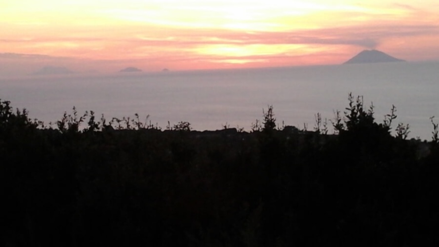 Tropea, 4 Bedrooms Bedrooms, 5 Rooms Rooms,3 BathroomsBathrooms,Villa,Till salu,1024