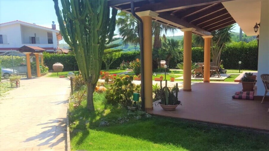 Tropea, 7 Bedrooms Bedrooms, 10 Rooms Rooms,6 BathroomsBathrooms,Villa,Till salu,1037