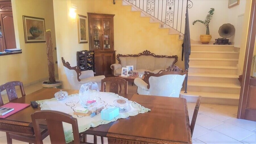 Tropea, 7 Bedrooms Bedrooms, 10 Rooms Rooms,6 BathroomsBathrooms,Villa,Till salu,1037