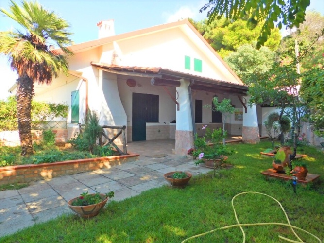 Tropea, 3 Bedrooms Bedrooms, 4 Rooms Rooms,1 BathroomBathrooms,Lägenhet,Att hyra,1048