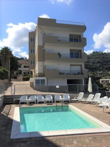 Via Carmine, Tropea, 3 Bedrooms Bedrooms, 4 Rooms Rooms,2 BathroomsBathrooms,Lägenhet,Att hyra,Via Carmine,1049
