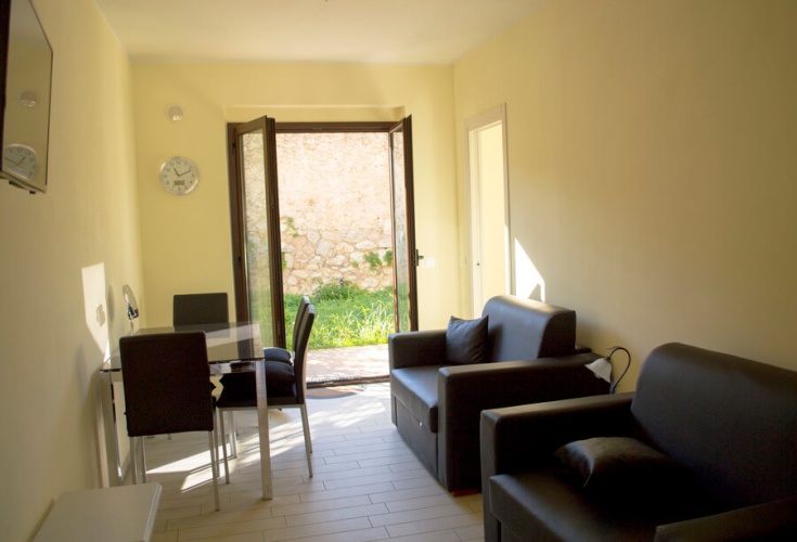 Via Carmine, Tropea, 2 Bedrooms Bedrooms, 3 Rooms Rooms,1 BathroomBathrooms,Lägenhet,Att hyra,Via Carmine,1052
