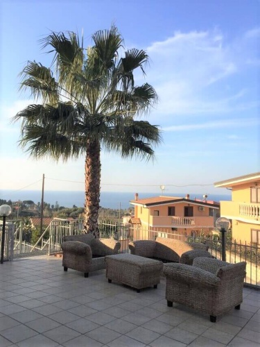 Santa Domenica, 3 Bedrooms Bedrooms, 4 Rooms Rooms,2 BathroomsBathrooms,Villa,Att hyra,1053