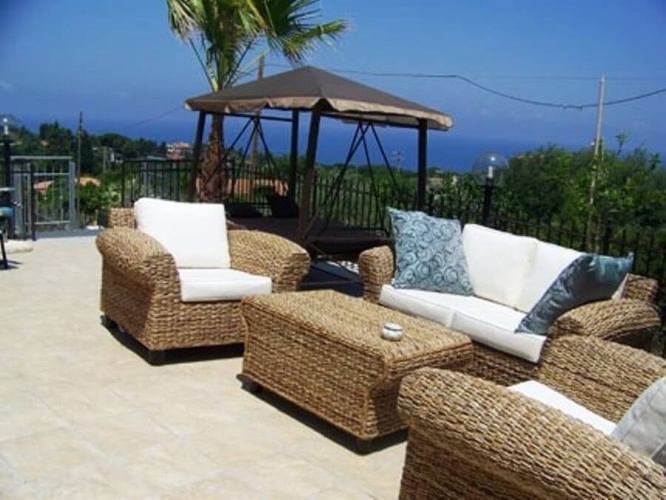 Santa Domenica, 3 Bedrooms Bedrooms, 4 Rooms Rooms,2 BathroomsBathrooms,Villa,Att hyra,1053