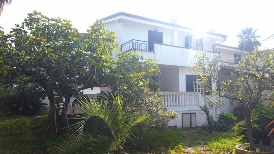 Santa Domenica, 3 Bedrooms Bedrooms, 4 Rooms Rooms,2 BathroomsBathrooms,Villa,Till salu,1055