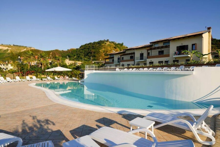 Tropea, 1 Bedroom Bedrooms, 2 Rooms Rooms,2 BathroomsBathrooms,Lägenhet,Att hyra,1057
