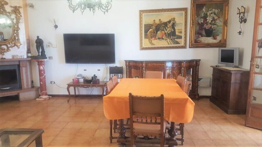 Tropea, 3 Bedrooms Bedrooms, 4 Rooms Rooms,2 BathroomsBathrooms,Villa,Att hyra,1071