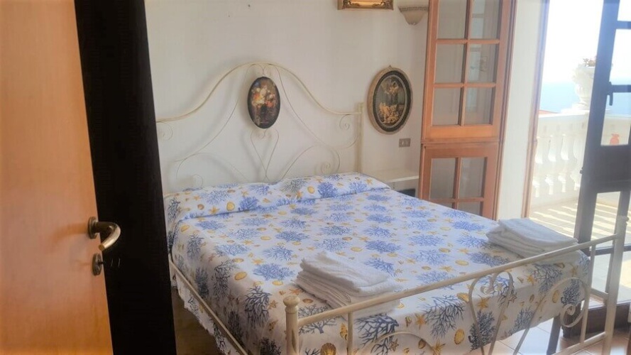 Tropea, 3 Bedrooms Bedrooms, 4 Rooms Rooms,2 BathroomsBathrooms,Villa,Att hyra,1071