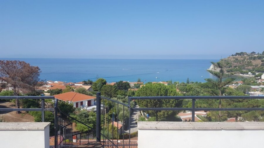 Capo Vaticano, 4 Bedrooms Bedrooms, 5 Rooms Rooms,2 BathroomsBathrooms,Villa,Till salu,1083