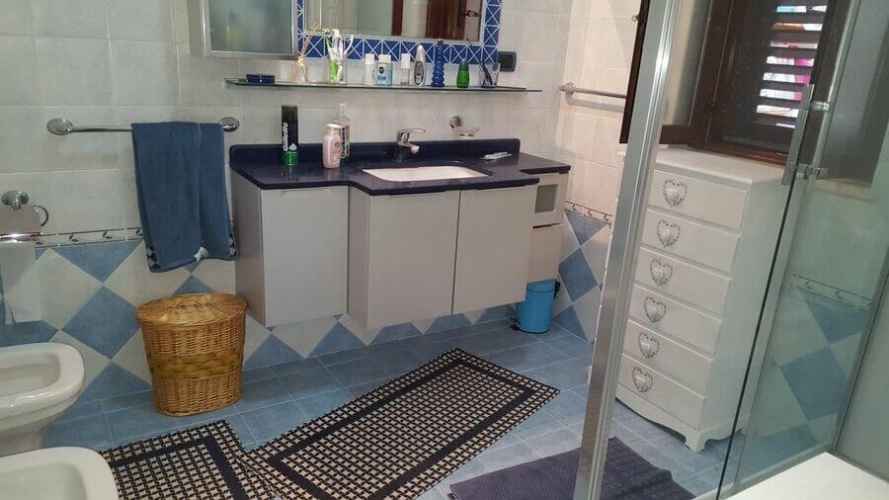 Tropea, 4 Bedrooms Bedrooms, 5 Rooms Rooms,2 BathroomsBathrooms,Villa,Till salu,1091