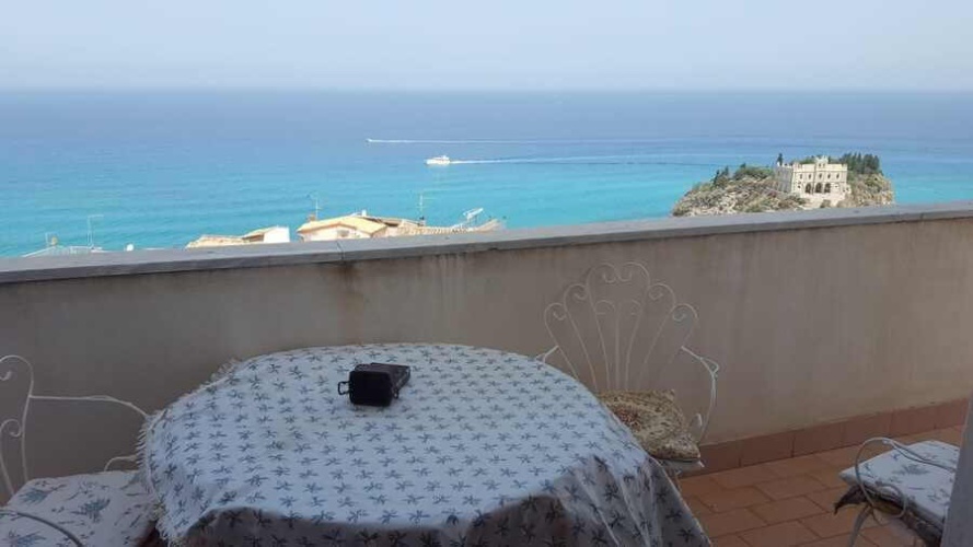 Tropea, 5 Bedrooms Bedrooms, 6 Rooms Rooms,2 BathroomsBathrooms,Lägenhet,Till salu,1096